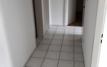 Apartment 4 rooms - image - 4