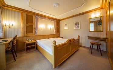 Hotel - image - 6