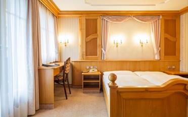 Hotel - image - 8