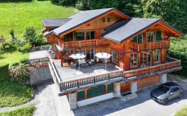 Chalet 8.5 pièces - image - 1