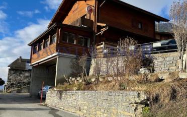 Chalet 7.5 pièces - image - 4