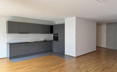 Apartment 4 rooms - image - 2