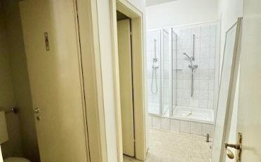 Commercial - image - 7