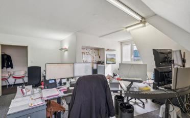 Bureau - image - 8