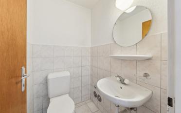 Apartment 4 rooms - image - 9