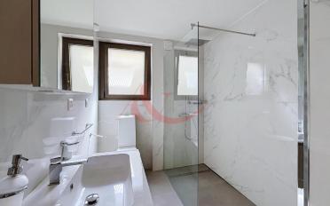 Single house 10 rooms - image - 11
