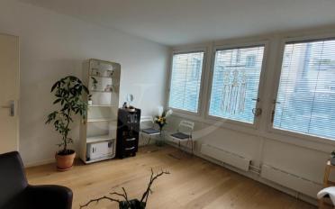 Bureau - image - 1