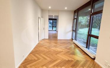 Apartment 4 rooms - image - 3
