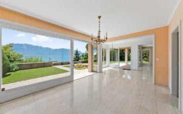 Villa 7.5 pièces - image - 3