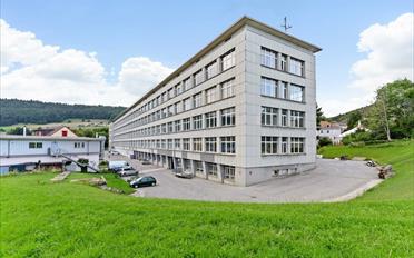 Commercial - image - 4