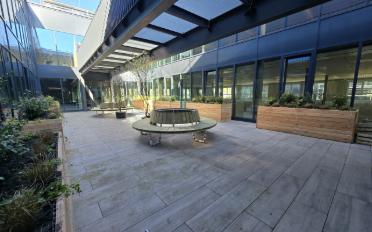 Office - image - 10