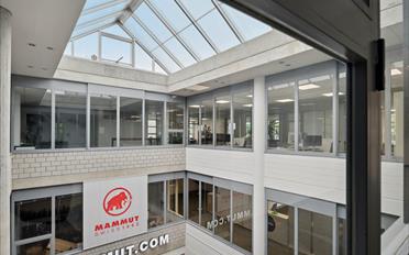 Commercial - image - 3