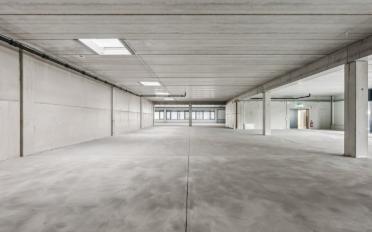 Commercial - image - 8