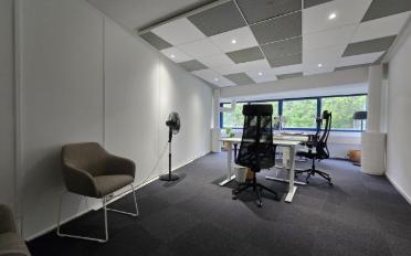 Office - image - 7