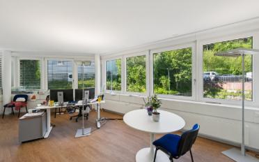 Office - image - 4