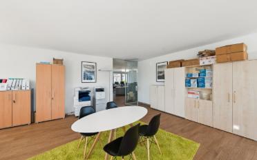 Office - image - 5