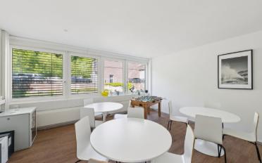 Office - image - 9