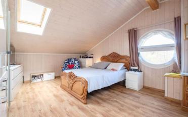 Bifamiliar house - image - 4