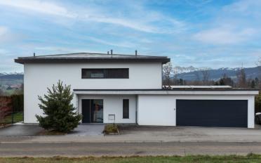 Einfamilienhaus 6.5 Zimmer - image - 1