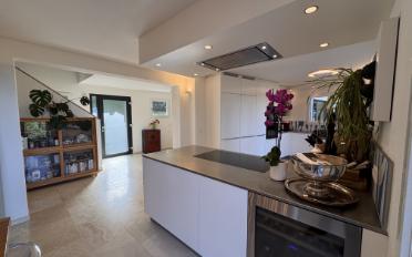 Villa 7.5 Zimmer - image - 5