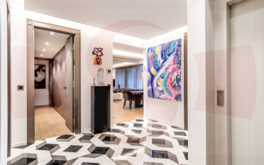Terrace flat 9 rooms - image - 1