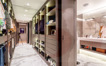 Terrace flat 9 rooms - image - 7