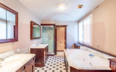 Single house 9 rooms - image - 12