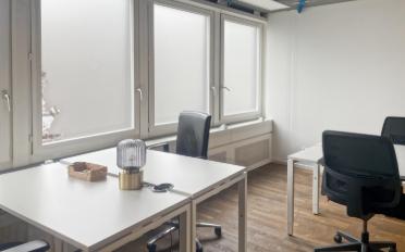 Office - image - 4
