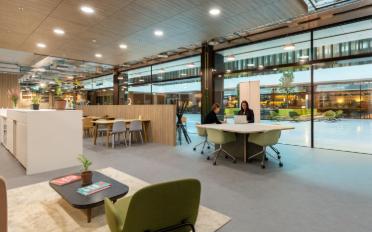Office - image - 4