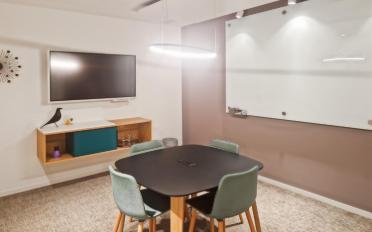 Office - image - 10