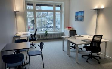 Office - image - 9