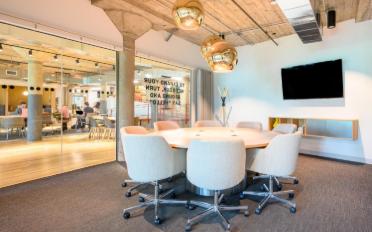 Office - image - 5