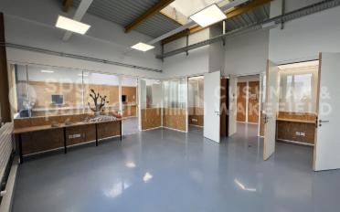 Office - image - 8