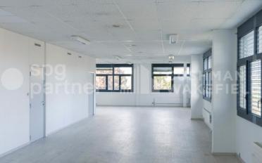 Commercial - image - 4