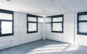 Commercial - image - 11
