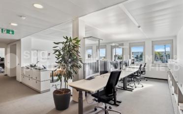 Office - image - 5