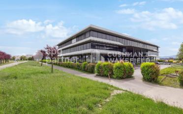 Office - image - 12