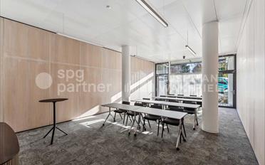 Office - image - 11