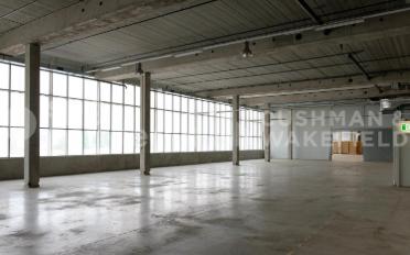 Commercial - image - 9