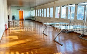 Office - image - 9