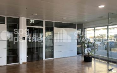 Office - image - 4