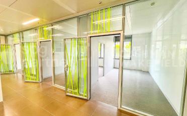 Office - image - 5