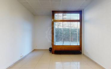 Office - image - 6