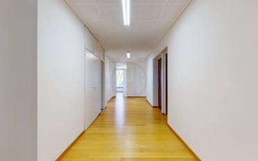 Office - image - 12