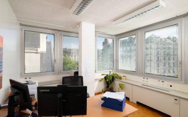 Bureau - image - 8