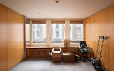 Office - image - 11