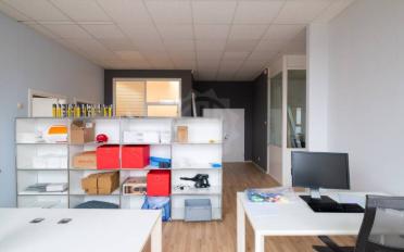 Bureau - image - 10
