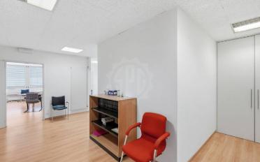 Office - image - 12