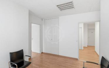 Office - image - 8