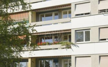 offener Parkplatz - image - 3
